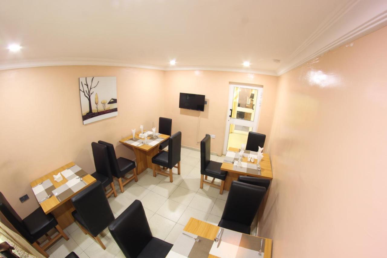 Celia'S Suites Abeokuta Exterior photo